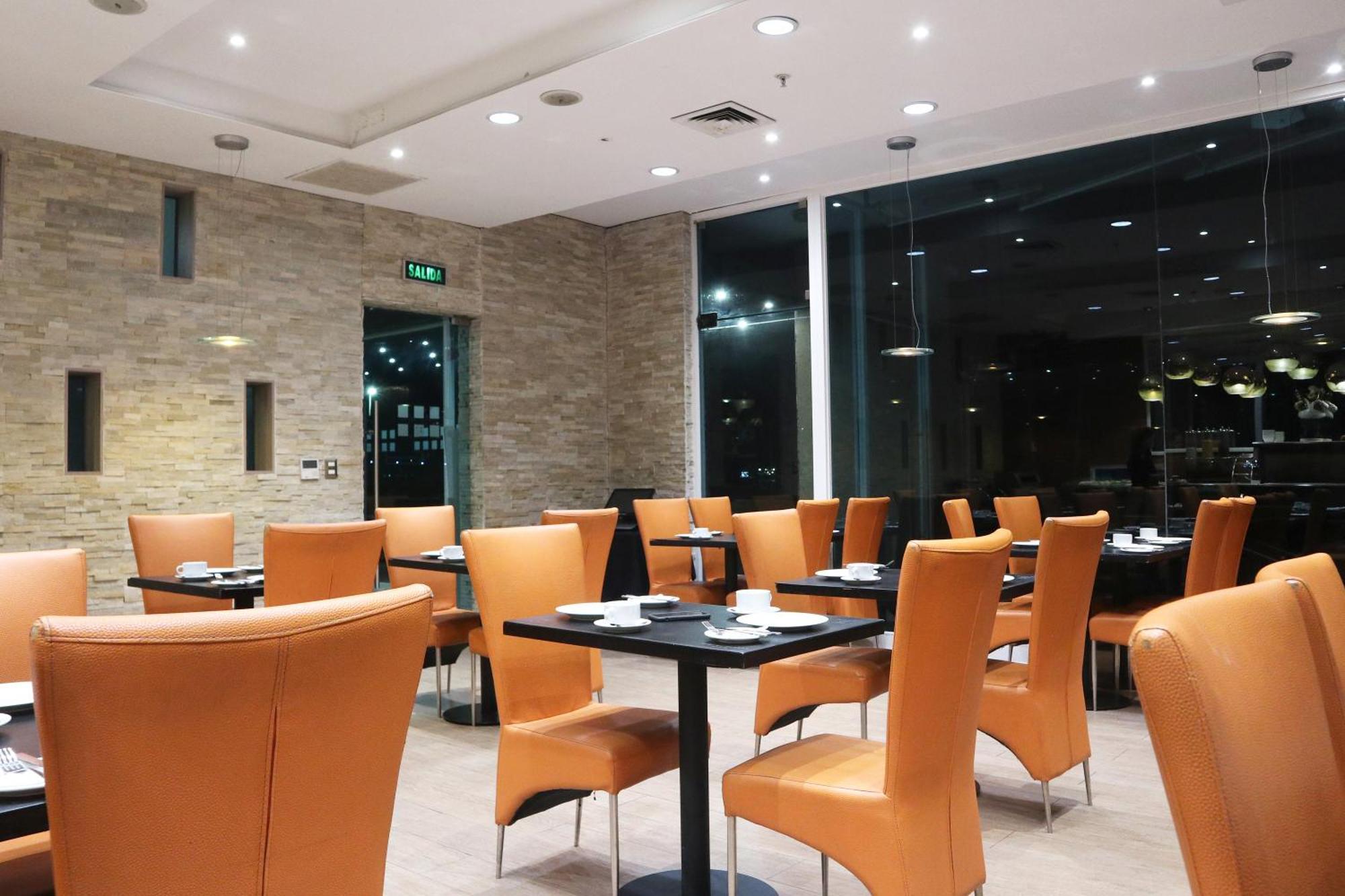 Hotel Wyndham Garden Antofagasta Pettra Exterior foto